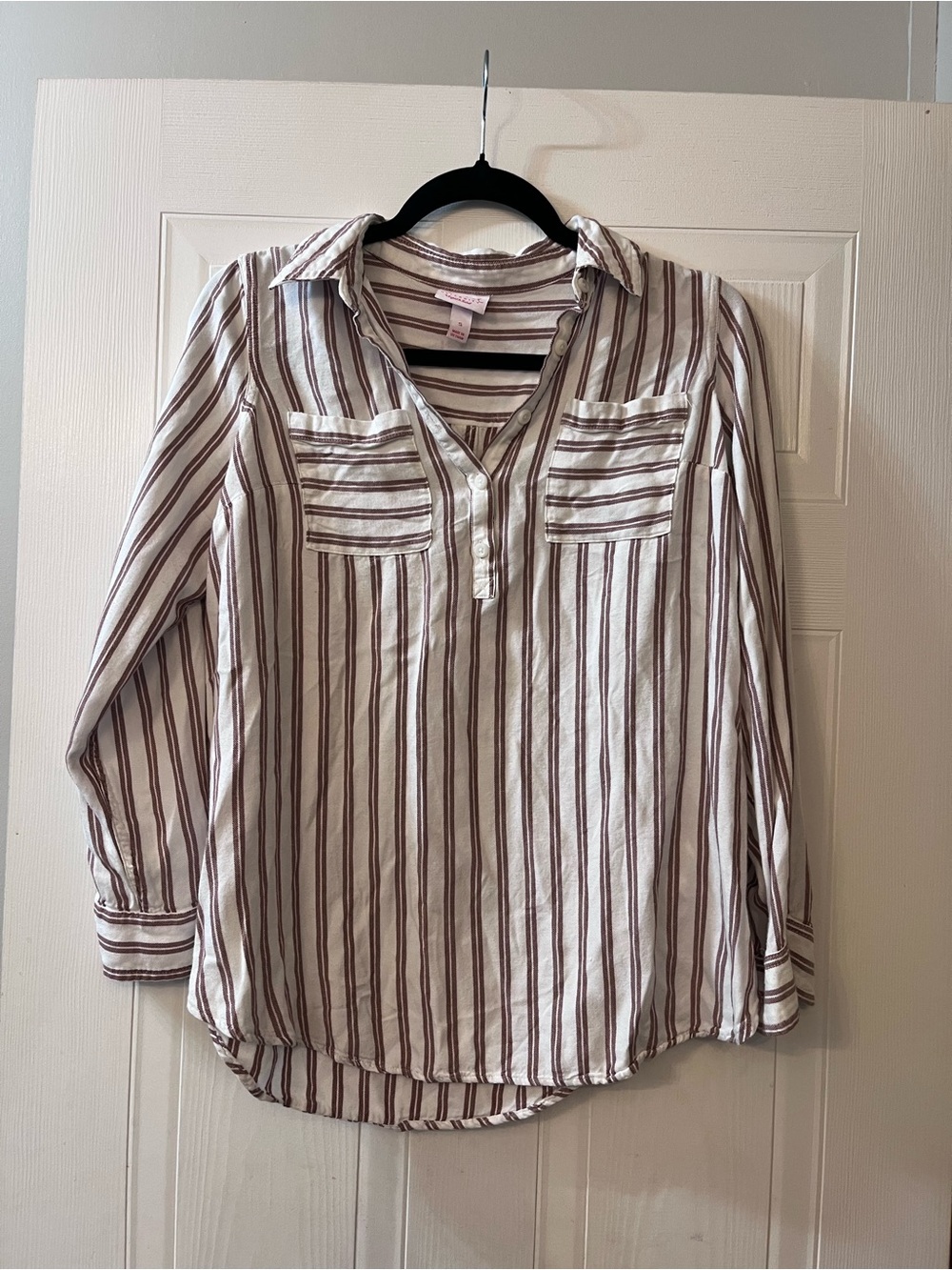 Isabel Maternity by Ingrid & Isabel White and Brown Striped Maternity Top